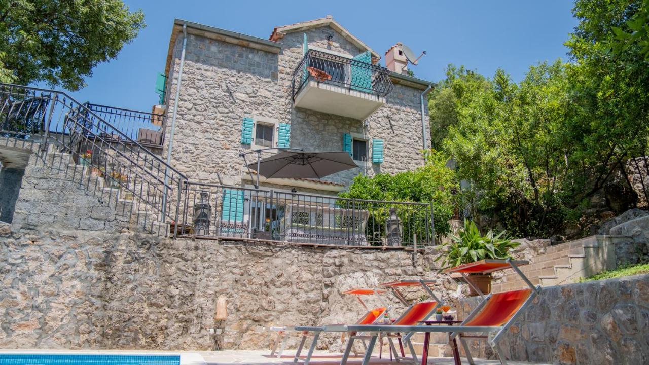 Villa Toscana With A Pool Tivat Exteriör bild